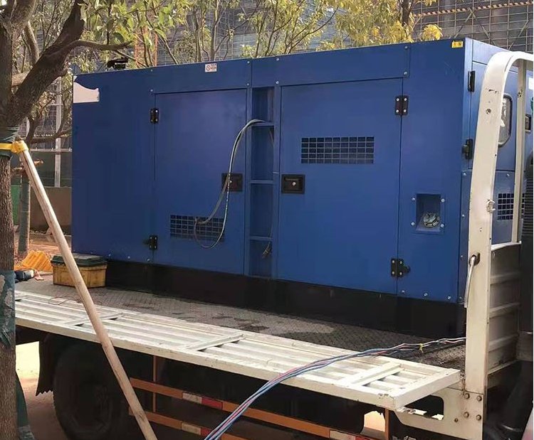 马龙柴油发电机组空气滤清器多久更换一次？