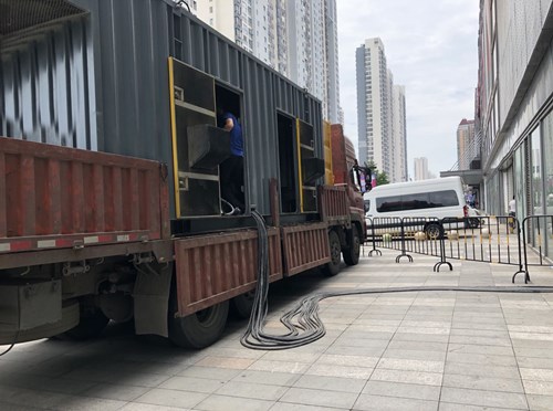 马龙低温环境下，柴油发电机组电池充满电的具体时间受哪些因素影响？