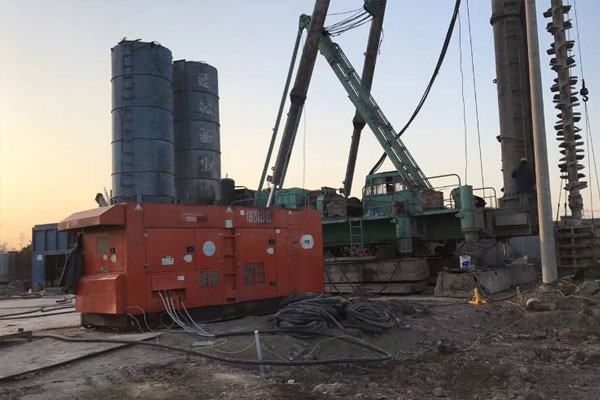 马龙如何检查发电机组燃油系统的密封性？