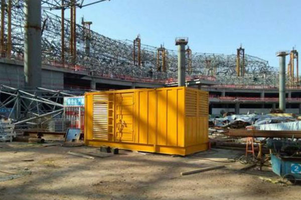 马龙发电机出租如何判断空气滤清器是否需要更换？